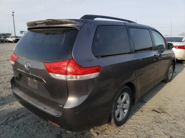 Photo 3 VIN: 5TDKK3DC4BS100921 - TOYOTA SIENNA 