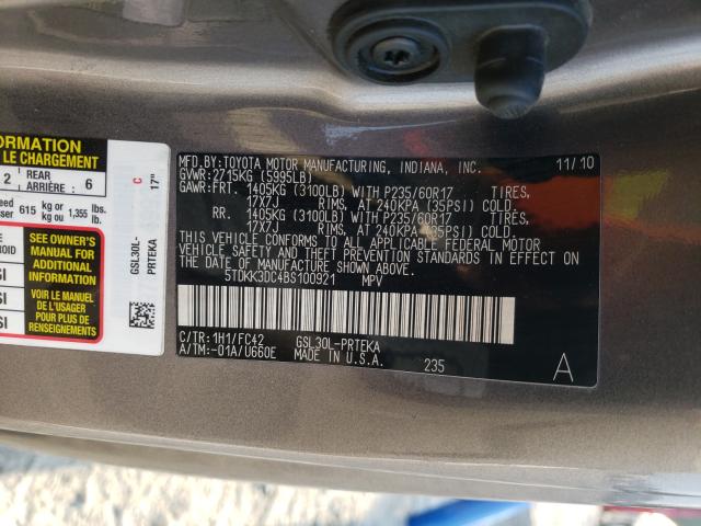 Photo 9 VIN: 5TDKK3DC4BS100921 - TOYOTA SIENNA 