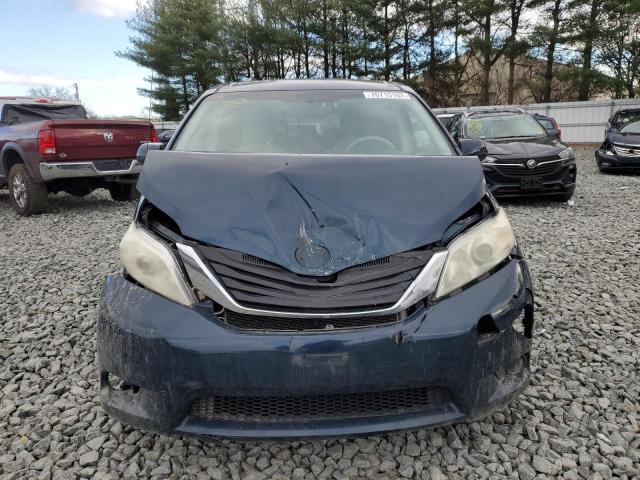 Photo 4 VIN: 5TDKK3DC4BS147575 - TOYOTA SIENNA LE 