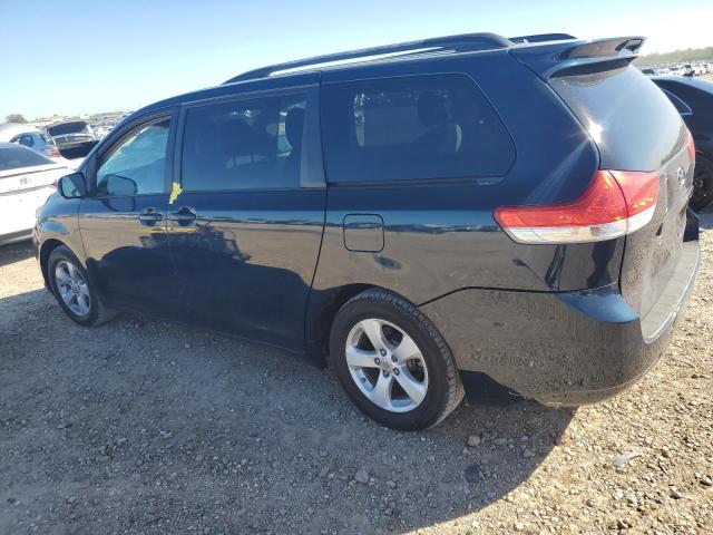 Photo 1 VIN: 5TDKK3DC4BS150301 - TOYOTA SIENNA LE 