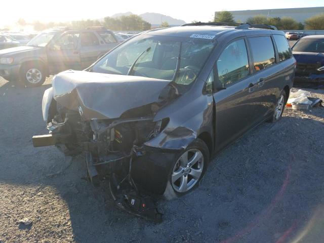 Photo 1 VIN: 5TDKK3DC4BS173741 - TOYOTA SIENNA LE 