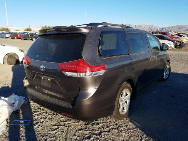 Photo 3 VIN: 5TDKK3DC4BS173741 - TOYOTA SIENNA LE 