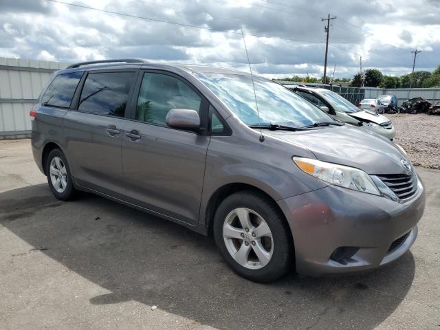 Photo 3 VIN: 5TDKK3DC4BS175571 - TOYOTA SIENNA LE 