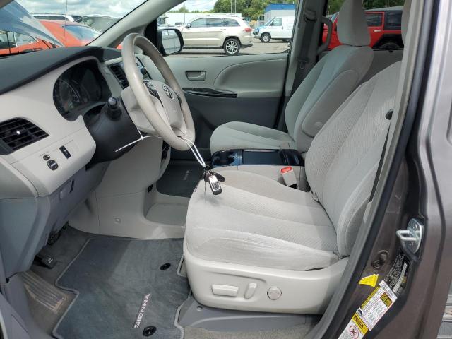 Photo 6 VIN: 5TDKK3DC4BS175571 - TOYOTA SIENNA LE 