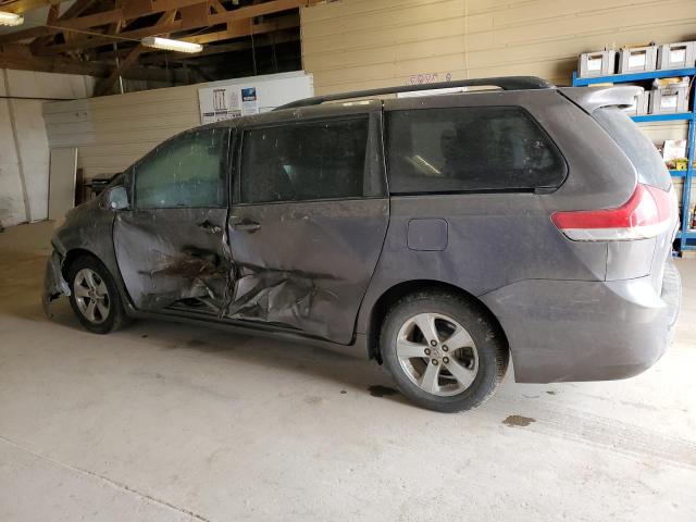 Photo 1 VIN: 5TDKK3DC4CS184384 - TOYOTA SIENNA LE 