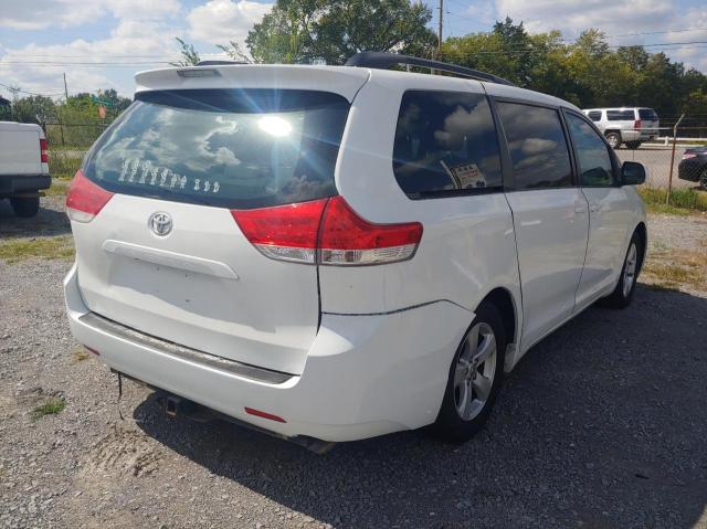 Photo 3 VIN: 5TDKK3DC4CS194414 - TOYOTA SIENNA LE 