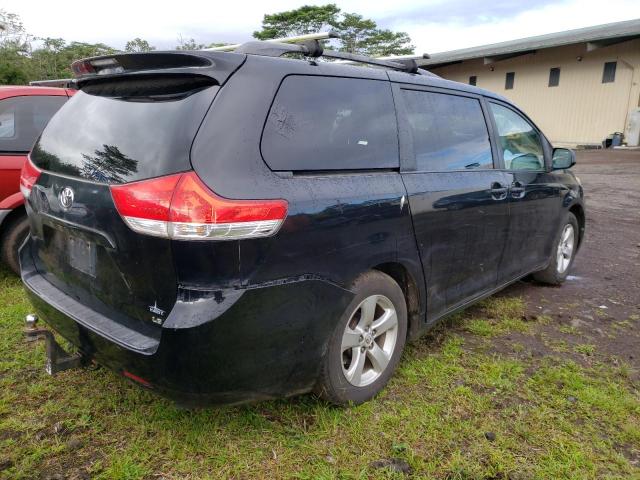 Photo 2 VIN: 5TDKK3DC4CS201796 - TOYOTA SIENNA LE 