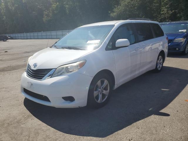 Photo 0 VIN: 5TDKK3DC4CS205220 - TOYOTA SIENNA LE 