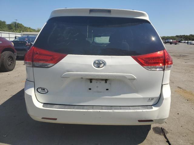 Photo 5 VIN: 5TDKK3DC4CS205220 - TOYOTA SIENNA LE 