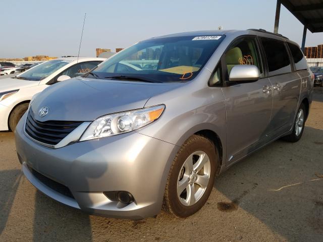 Photo 1 VIN: 5TDKK3DC4CS259195 - TOYOTA SIENNA LE 