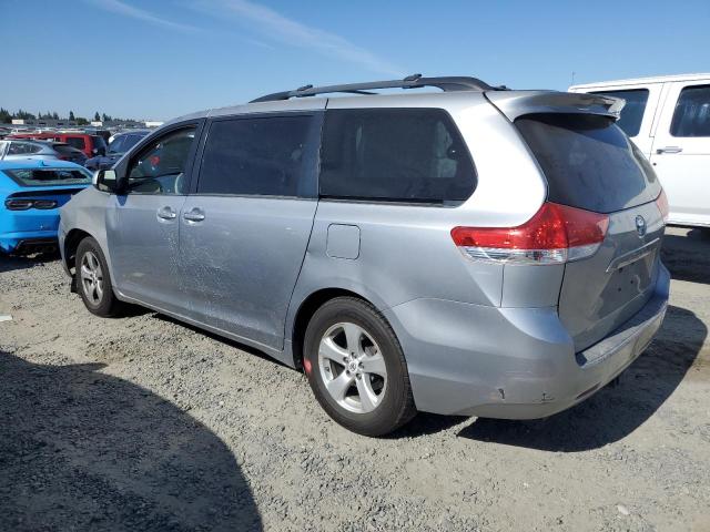 Photo 1 VIN: 5TDKK3DC4CS264686 - TOYOTA SIENNA LE 