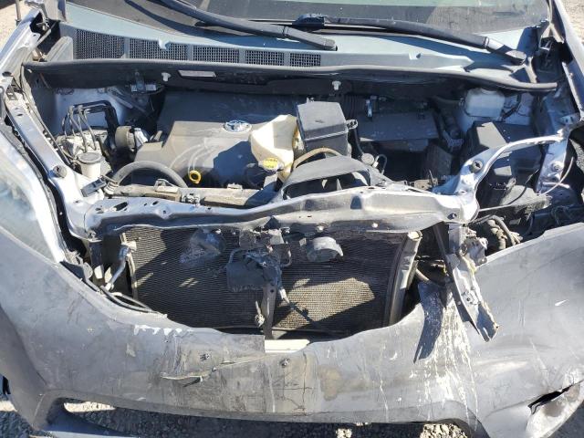 Photo 11 VIN: 5TDKK3DC4CS264686 - TOYOTA SIENNA LE 