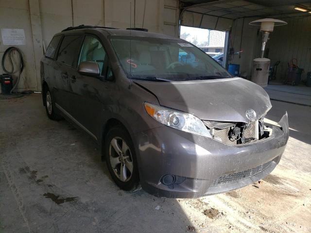 Photo 0 VIN: 5TDKK3DC4DS328095 - TOYOTA SIENNA LE 