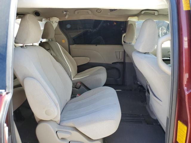 Photo 10 VIN: 5TDKK3DC4DS338691 - TOYOTA SIENNA LE 