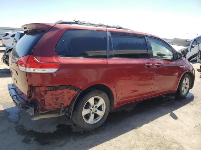 Photo 2 VIN: 5TDKK3DC4DS338691 - TOYOTA SIENNA LE 