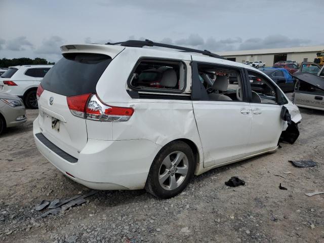 Photo 2 VIN: 5TDKK3DC4DS344636 - TOYOTA SIENNA LE 