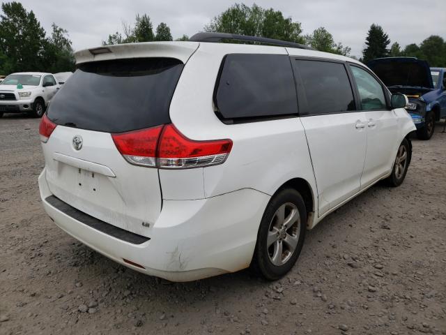 Photo 3 VIN: 5TDKK3DC4DS348377 - TOYOTA SIENNA LE 