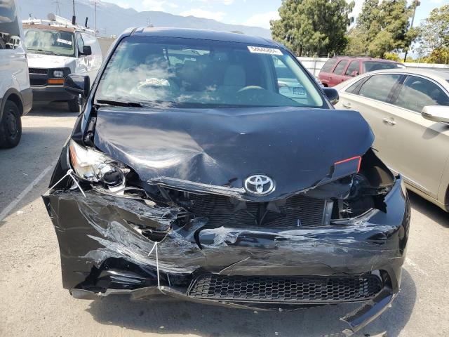 Photo 4 VIN: 5TDKK3DC4DS351831 - TOYOTA SIENNA LE 