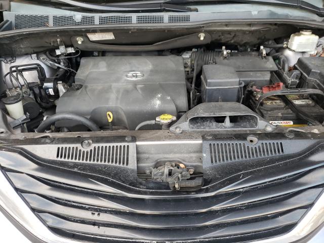 Photo 6 VIN: 5TDKK3DC4DS353062 - TOYOTA SIENNA LE 