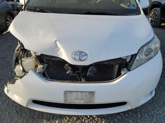 Photo 11 VIN: 5TDKK3DC4DS362943 - TOYOTA SIENNA LE 