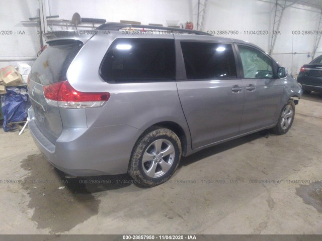 Photo 3 VIN: 5TDKK3DC4DS377328 - TOYOTA SIENNA 