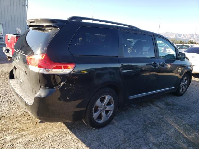 Photo 2 VIN: 5TDKK3DC4DS397143 - TOYOTA SIENNA LE 