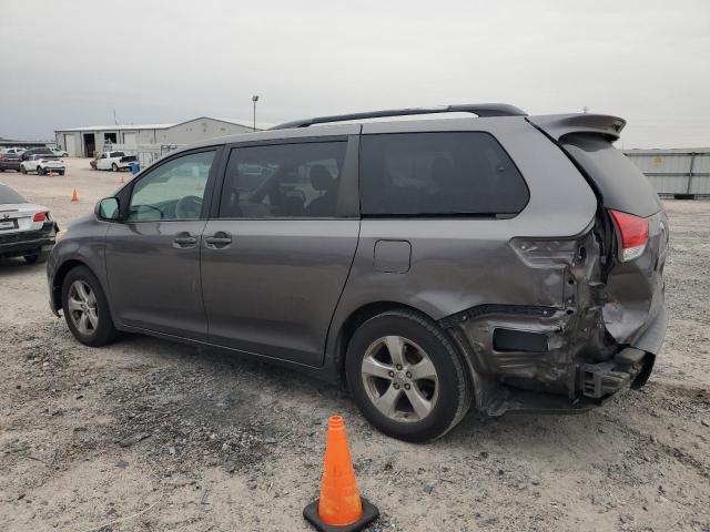 Photo 1 VIN: 5TDKK3DC4ES430854 - TOYOTA SIENNA LE 