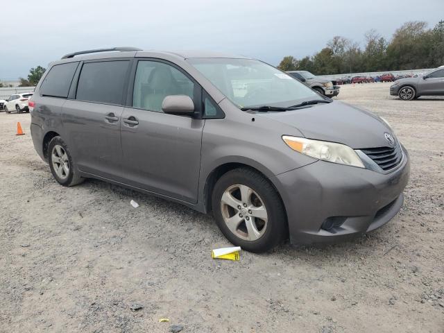 Photo 3 VIN: 5TDKK3DC4ES430854 - TOYOTA SIENNA LE 