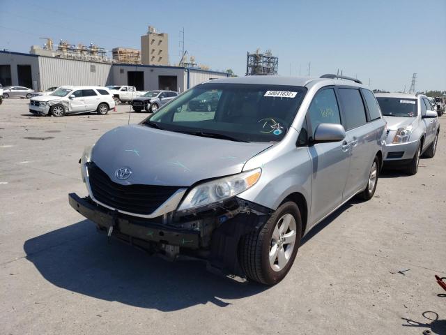 Photo 1 VIN: 5TDKK3DC4ES448061 - TOYOTA SIENNA LE 