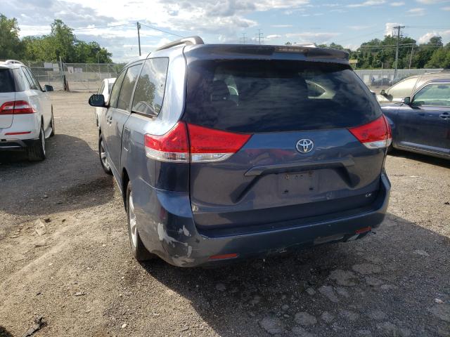 Photo 2 VIN: 5TDKK3DC4ES448190 - TOYOTA SIENNA LE 