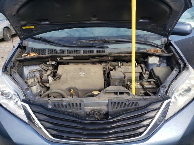 Photo 6 VIN: 5TDKK3DC4ES448190 - TOYOTA SIENNA LE 