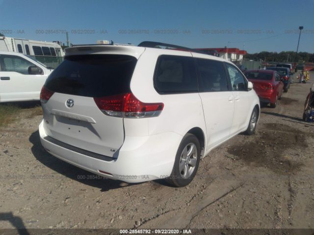 Photo 3 VIN: 5TDKK3DC4ES457391 - TOYOTA SIENNA 