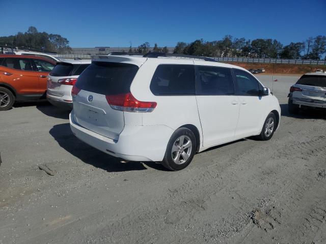 Photo 2 VIN: 5TDKK3DC4ES459450 - TOYOTA SIENNA LE 