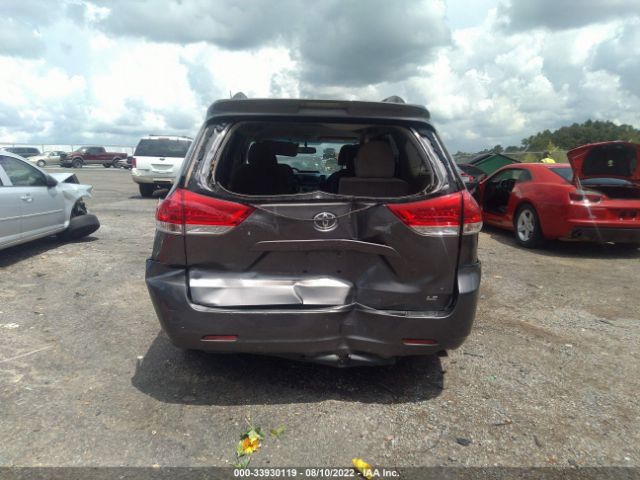 Photo 5 VIN: 5TDKK3DC4ES461358 - TOYOTA SIENNA 