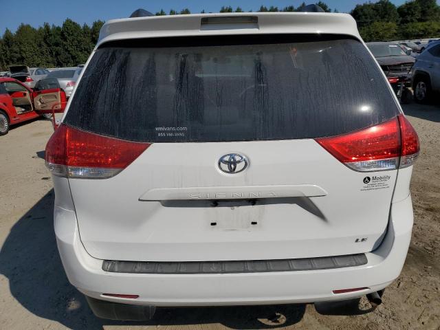 Photo 5 VIN: 5TDKK3DC4ES477723 - TOYOTA SIENNA LE 