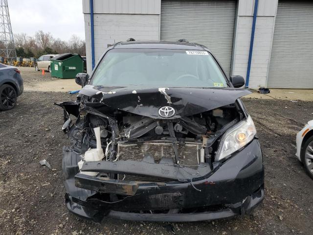 Photo 4 VIN: 5TDKK3DC4ES514558 - TOYOTA SIENNA LE 