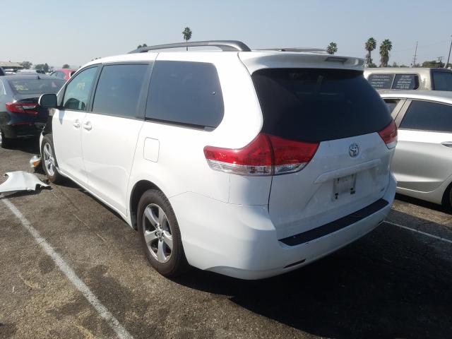 Photo 2 VIN: 5TDKK3DC4ES519503 - TOYOTA SIENNA LE 