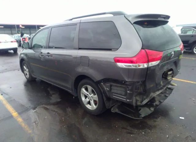 Photo 2 VIN: 5TDKK3DC4ES521199 - TOYOTA SIENNA 