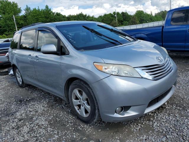 Photo 3 VIN: 5TDKK3DC4FS531698 - TOYOTA SIENNA LE 