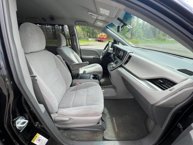 Photo 4 VIN: 5TDKK3DC4FS531748 - TOYOTA SIENNA LE 