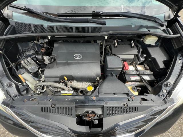 Photo 6 VIN: 5TDKK3DC4FS531748 - TOYOTA SIENNA LE 