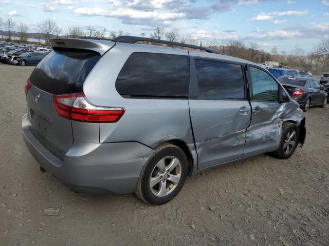 Photo 2 VIN: 5TDKK3DC4FS537369 - TOYOTA SIENNA LE 