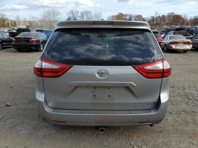 Photo 5 VIN: 5TDKK3DC4FS537369 - TOYOTA SIENNA LE 