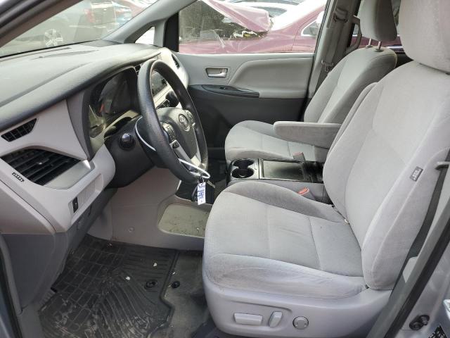 Photo 6 VIN: 5TDKK3DC4FS537369 - TOYOTA SIENNA LE 