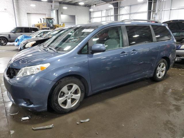 Photo 0 VIN: 5TDKK3DC4FS537534 - TOYOTA SIENNA LE 