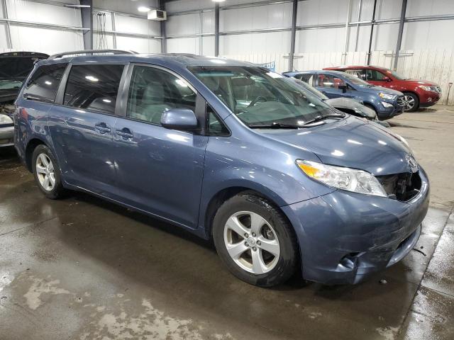 Photo 3 VIN: 5TDKK3DC4FS537534 - TOYOTA SIENNA LE 