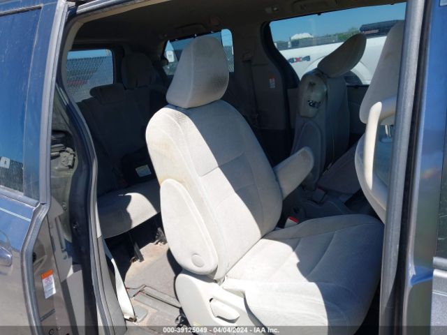 Photo 7 VIN: 5TDKK3DC4FS539963 - TOYOTA SIENNA 