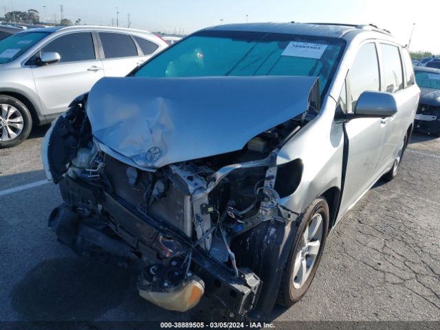 Photo 1 VIN: 5TDKK3DC4FS564653 - TOYOTA SIENNA 