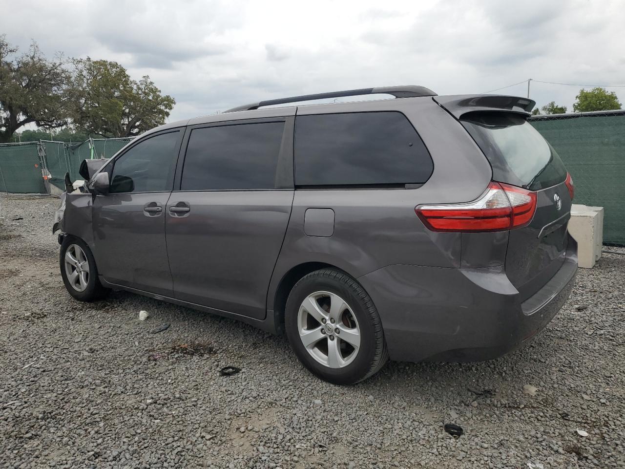 Photo 1 VIN: 5TDKK3DC4FS572574 - TOYOTA SIENNA 