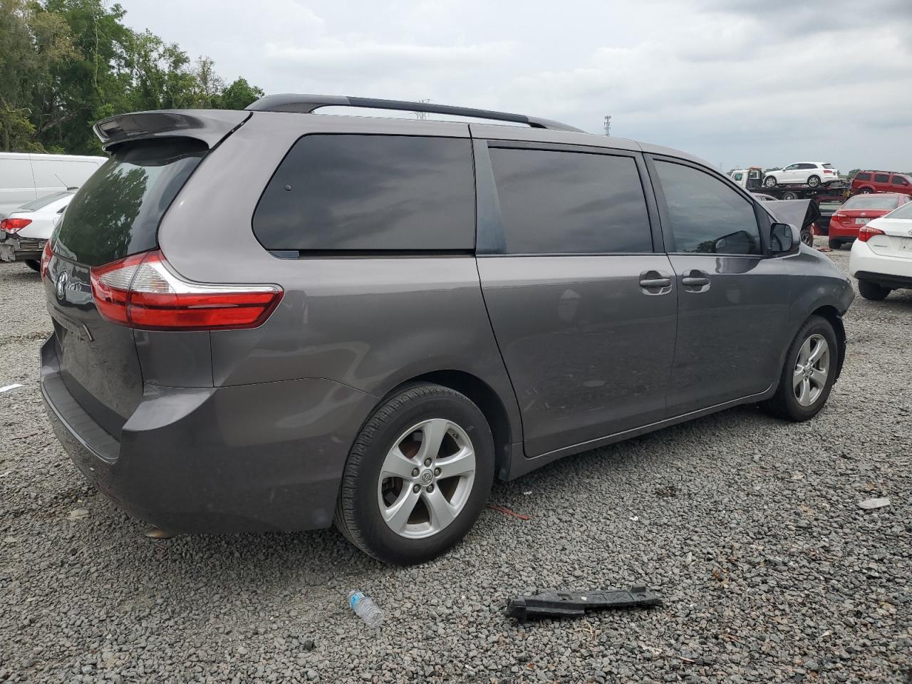 Photo 2 VIN: 5TDKK3DC4FS572574 - TOYOTA SIENNA 